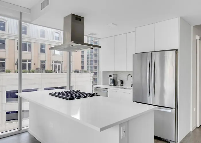 River N 1br W Gym Pool Nr Magnificent Mile Chi-125 Chicago