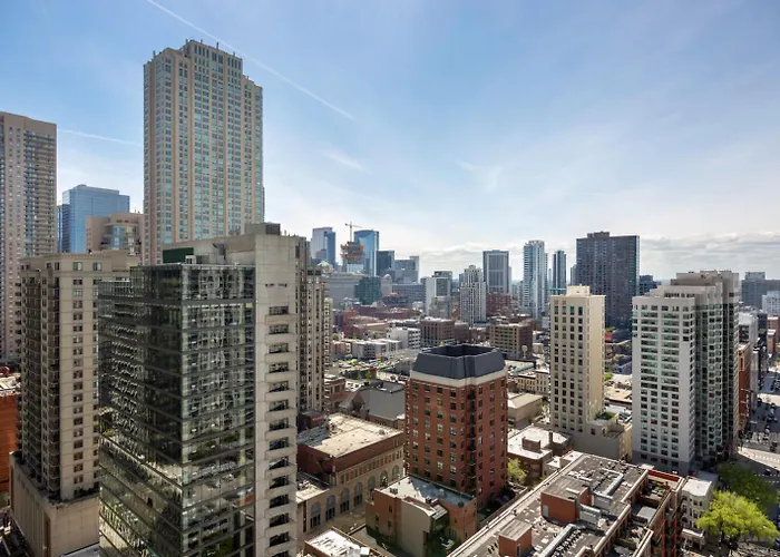River N 1br W Gym Pool Nr Magnificent Mile Chi-125 Chicago