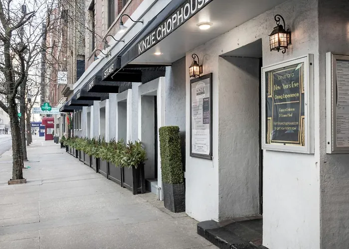 River N 1br W Gym Pool Nr Magnificent Mile Chi-125 * Chicago